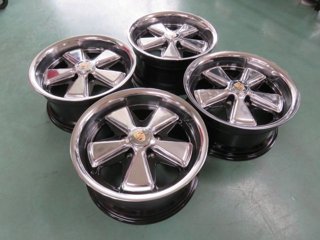 展示品 新品 ポルシェアロイ 15X4.5 15X5.5 5H 130 エンブレム ALLハンドポリッシュ FUCHS フックス ビートル TYPE1 BUS TYPE2 メキビー 展示品 新品 ポルシェアロイ 15X4.5 15X5.5 5H 130 エンブレム ALLハンドポリッシュ FUCHS フックス ビートル TYPE1 BUS TYPE2 メキビー