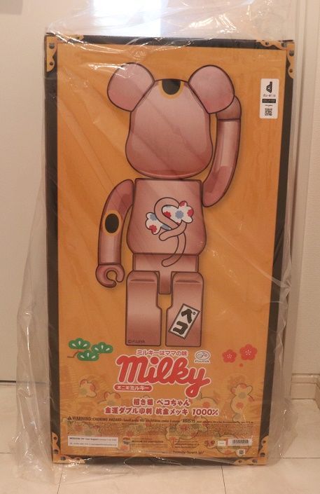 新品BE@RBRICK 招き猫 ペコちゃん 金運 ダブル小判 桃金メッキ 1000