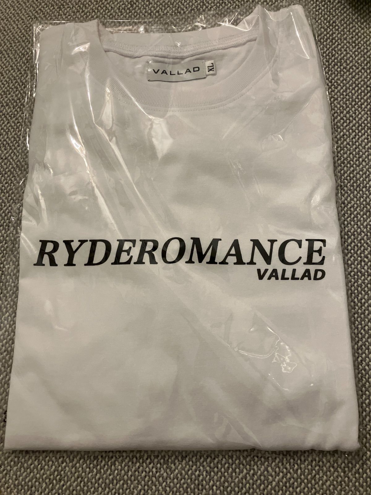 【io着用】VALLAD RYDE ROMANCE TEE ホワイト サイズS io着用】VALLAD RYDE ROMANCE TEE ホワイト サイズS - メルカリ