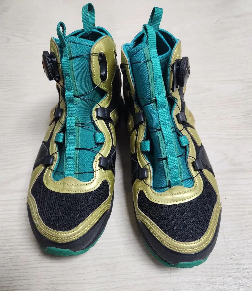 Kolon Sport コーロンスポーツ 男性用ハイキングブーツ 260