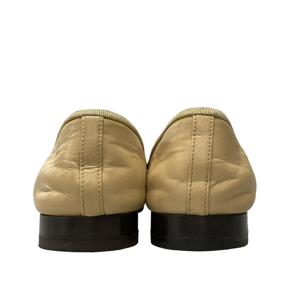 CHANEL ベージュ・ブラック アンクルストラップ フラットシューズ CHANEL - シャネル CHANEL フラットシューズ 靴 シューズ