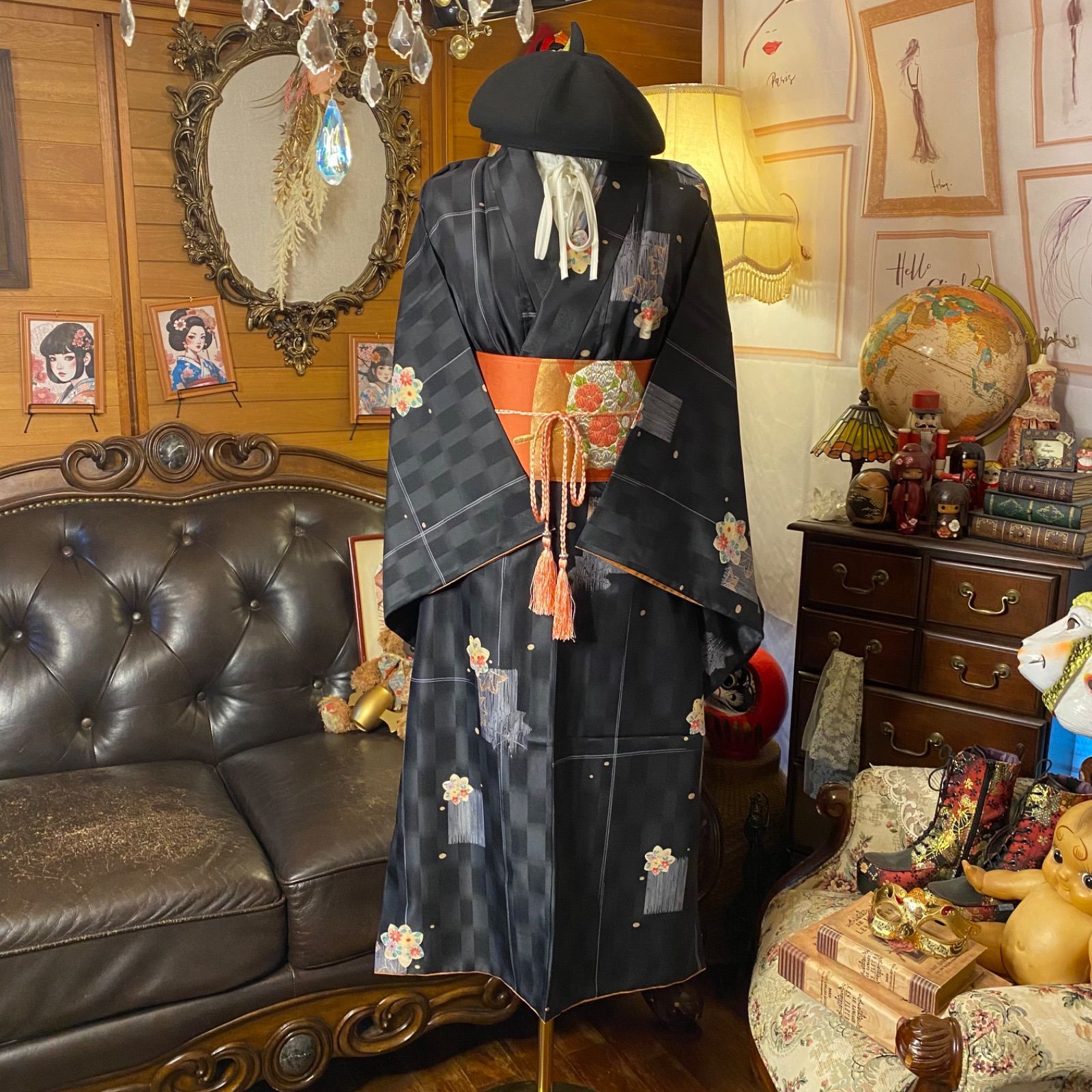 着物リメイク セミロング ワンピース｜洗える化繊素材＆名古屋帯サッシュベルト付き レトロ 古着 ハンドメイド 深い墨黒の地に 愛らしい花文 KW-1075