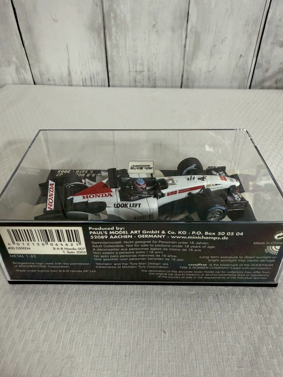 LBWKランボルギーニ 1/64 限定999台生産品 精密なレジン製品