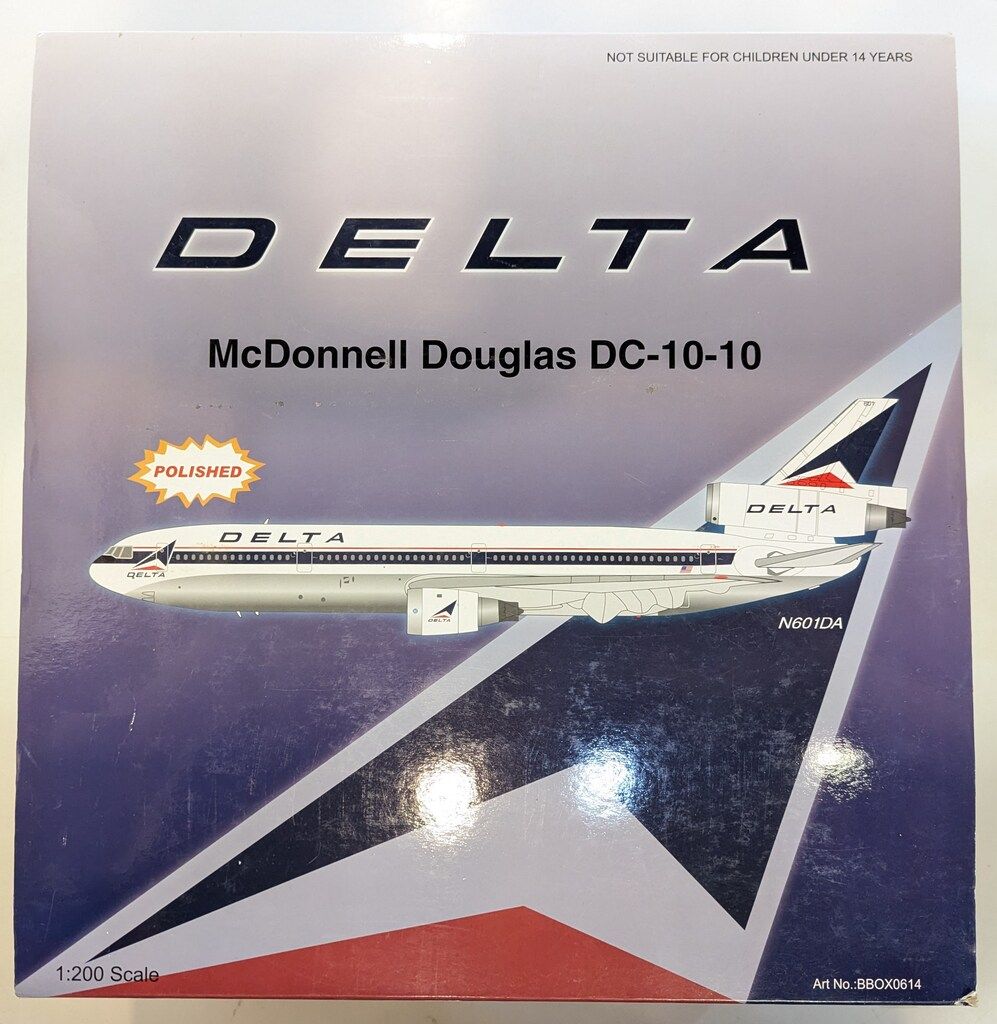 航空機・ヘリコプター Lufthansa DC10-30 1:200 航空機・ヘリコプター Lufthansa DC10-30 1:200 航空機