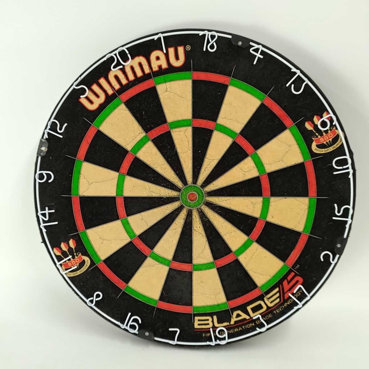 FIDOダーツ専用ボード WINMAU Blade5 - ダーツ