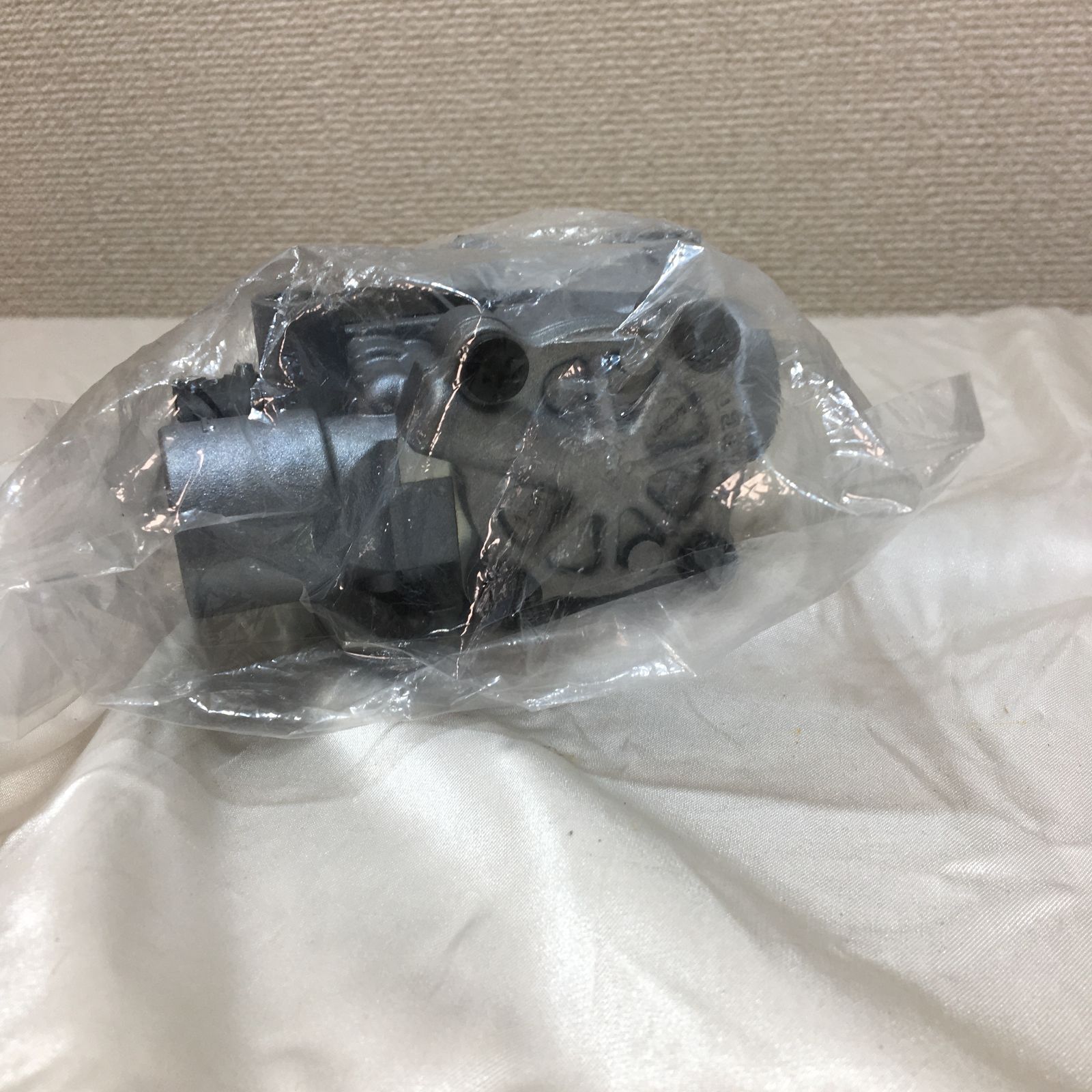 未使用 新品 日野 ABSバルブ WABCO ABS ソレノイドモジュレータバルブ 