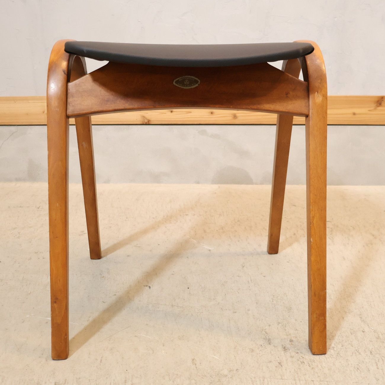 【極美品】秋田木工 スタッキングスツール 剣持勇 IDC 大塚家具 北欧 レトロ 秋田木工 スタッキングスツール ラタン 剣持勇 ジャパニーズ