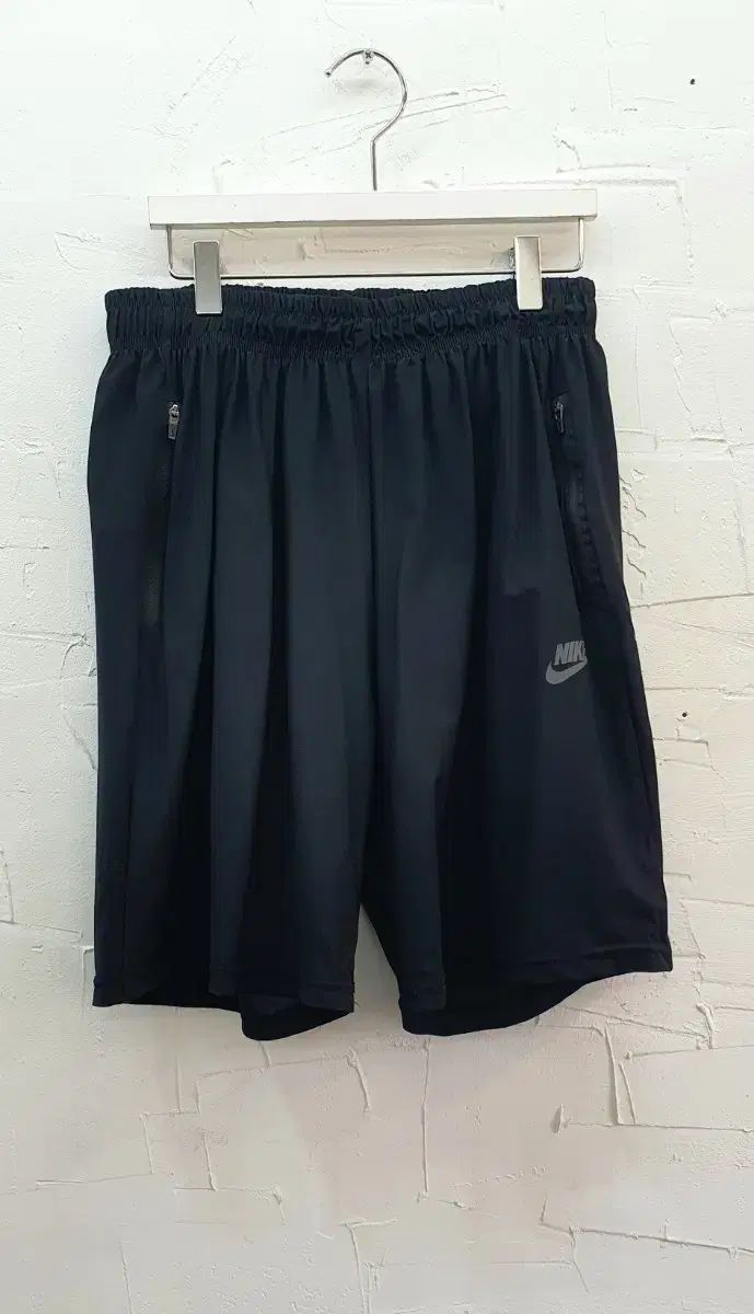 Nike(ナイキ） エアマックス ハーフパンツ 26 30 インチ