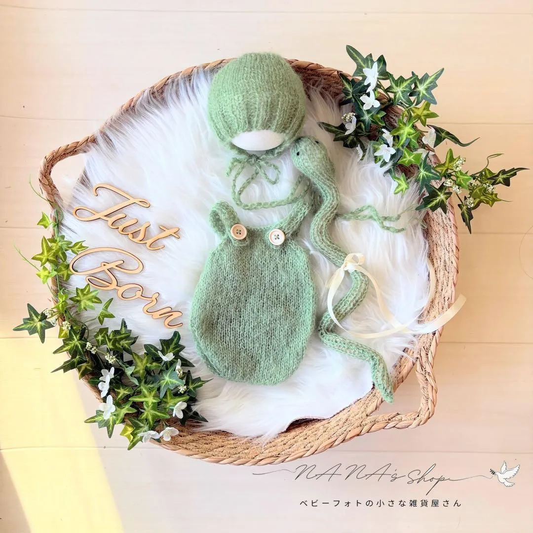 3ヶ月用薄緑♪辰耳帽子とオーバーオール たつニューボーンフォト
