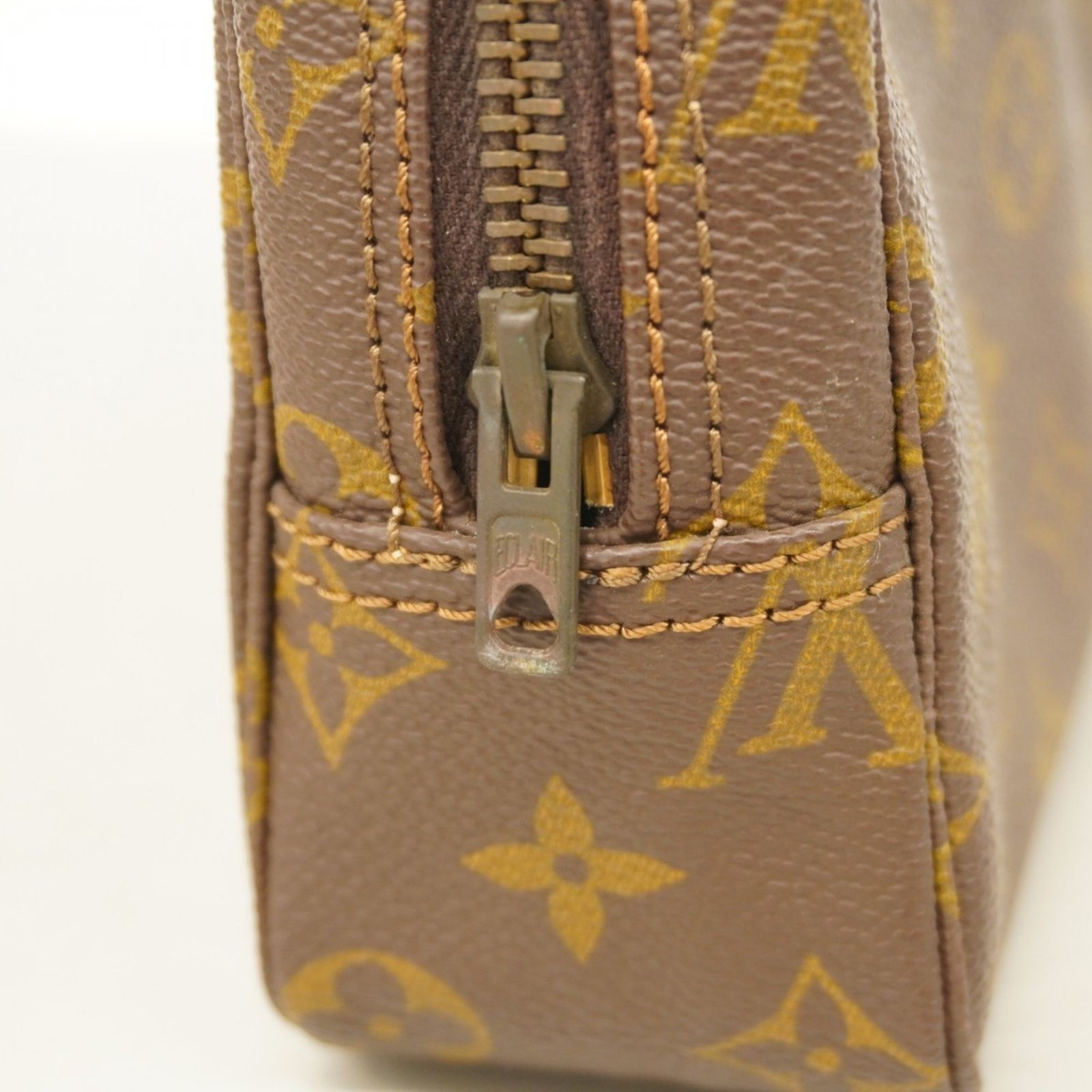 Louis Vuitton モノグラム ポーチ M47524？ LOUIS VUITTON ルイヴィトン ポーチ トゥルース トワレット20