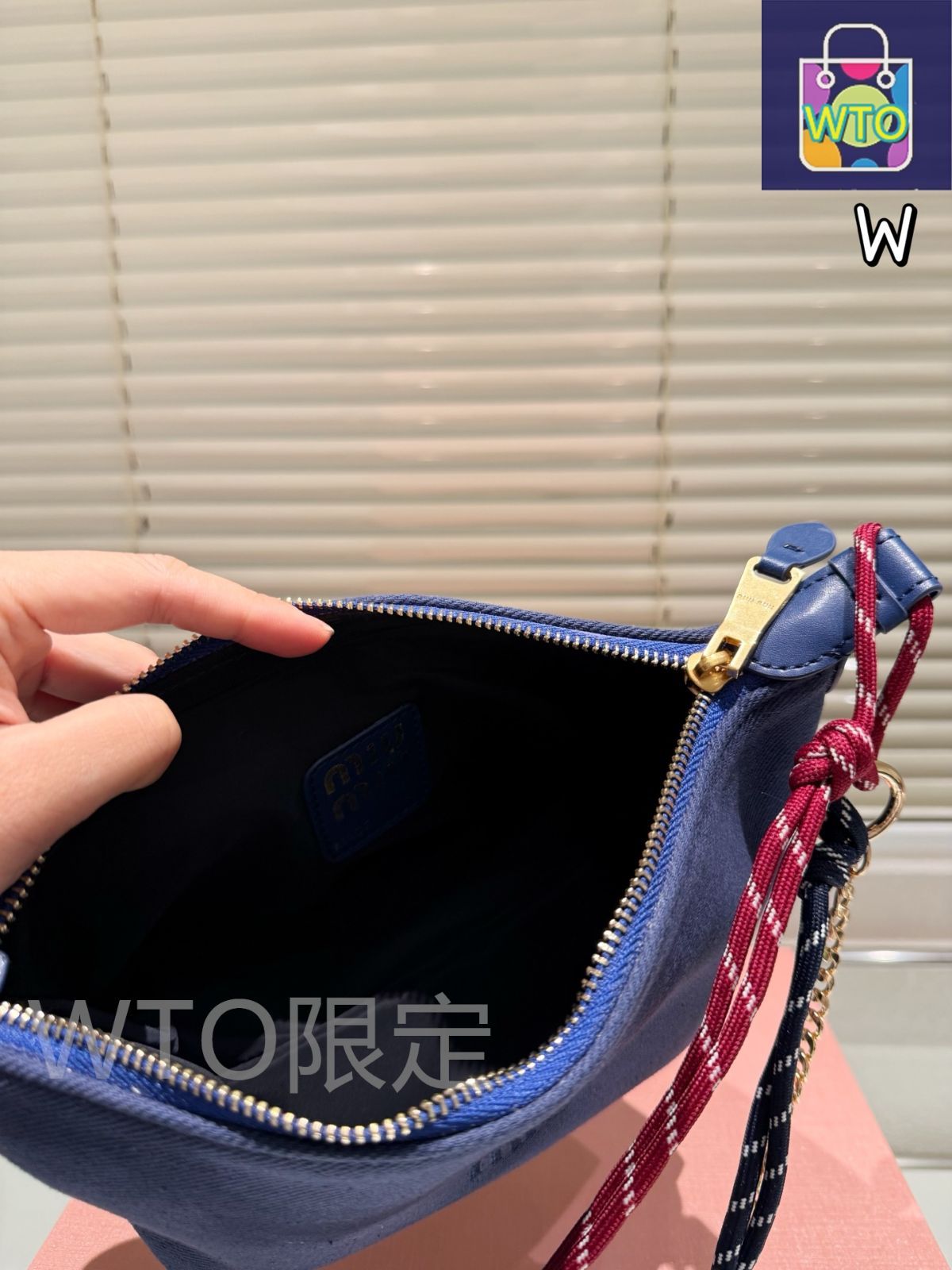 今日特価】Miu Miu ミュウミュウ ニューランチボックスバッグ