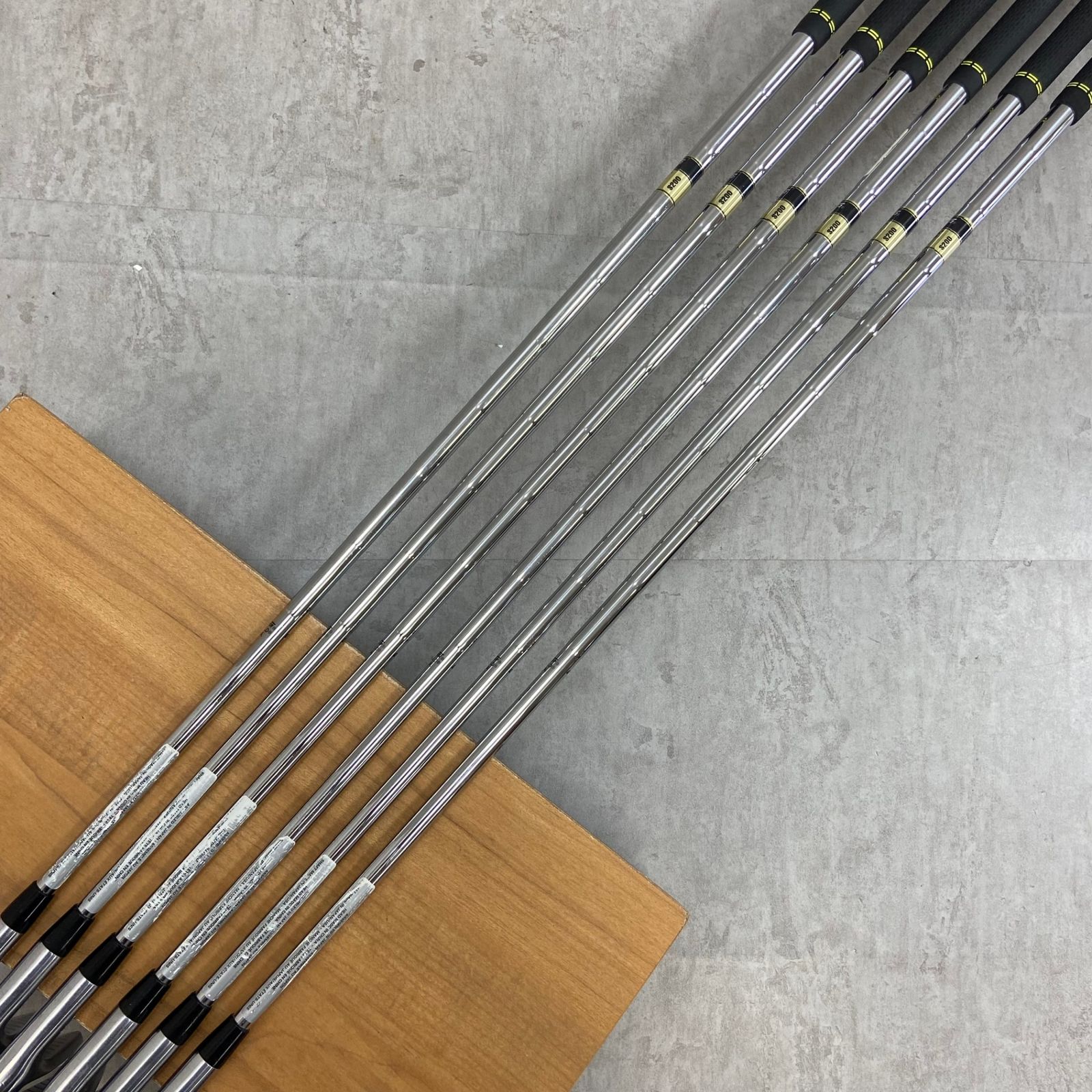 お揃いの ナイキ ヴェイパー メンズゴルフ アイアンセット 6本 右利き用 S200 NIKE VAPOR