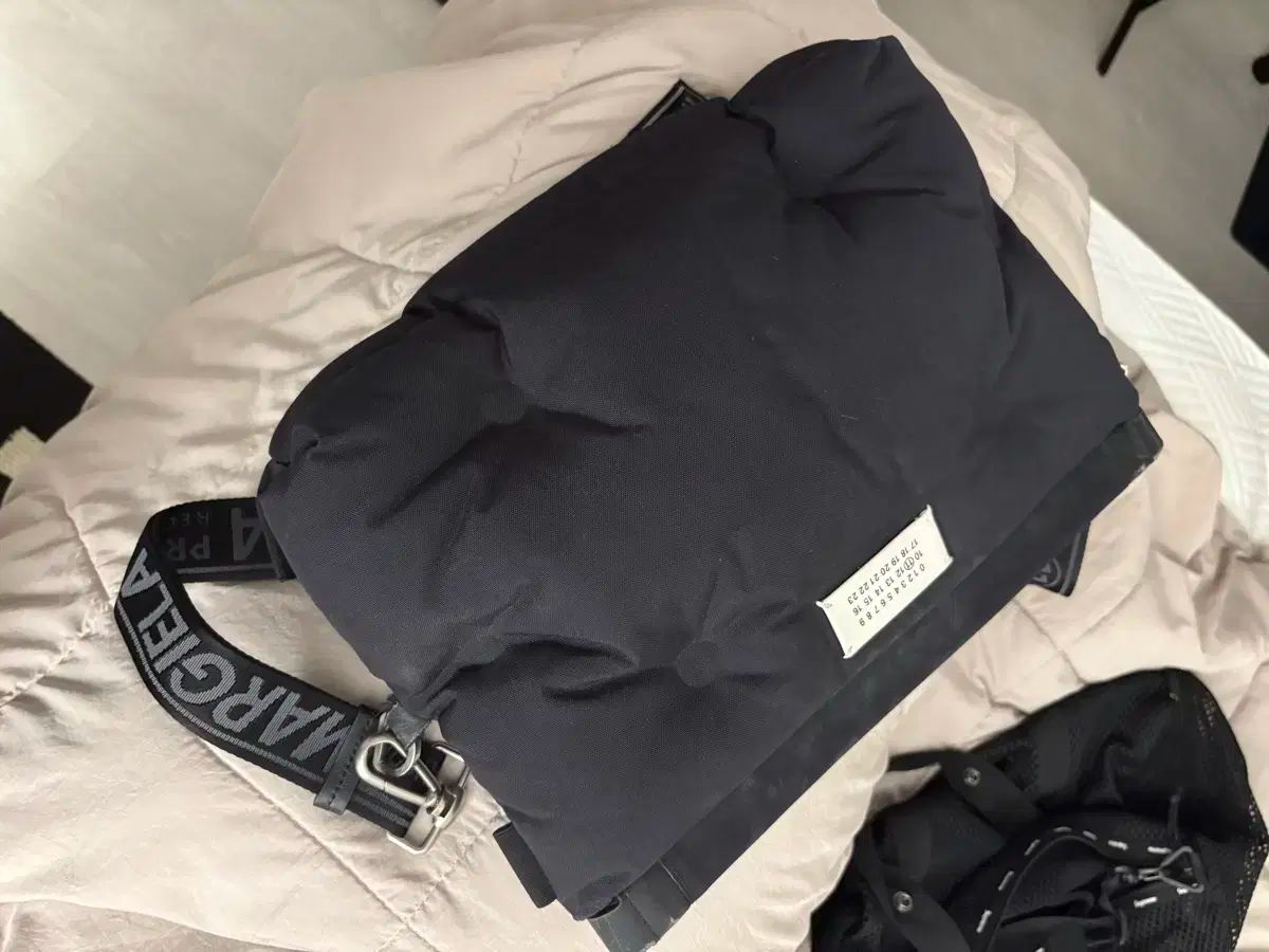 メゾン Maison Margiela メゾン マルジェラ グラム スラム ツーウェイバッグ ２WAYバッグ ー ブラック ラージ