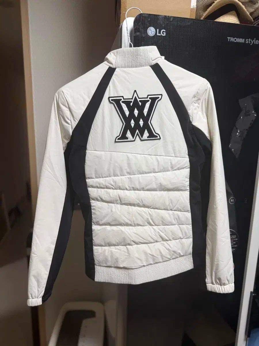 ダウンジャケット