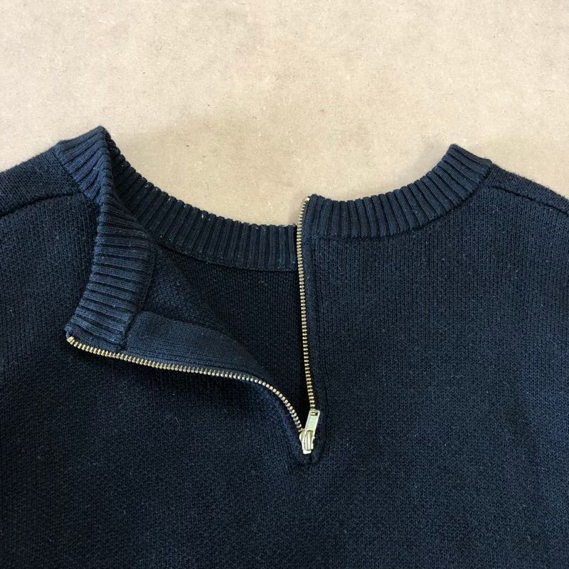 ジップ 黒系