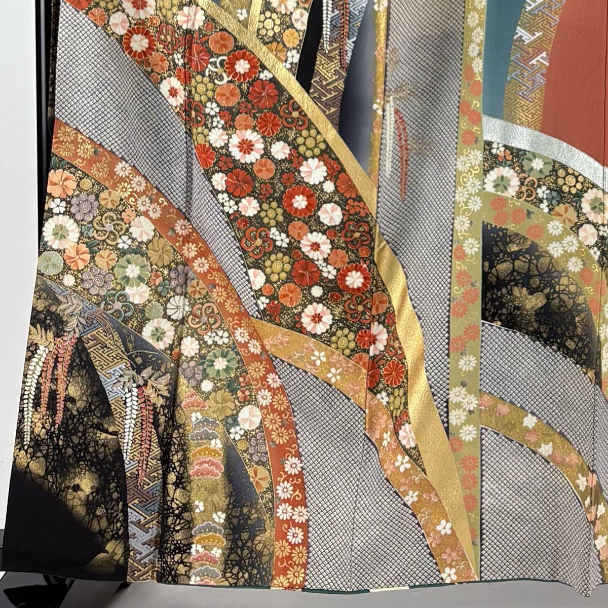 振袖 身丈161cm 裄丈66.5cm M 袷 菊 松竹梅 金銀彩 青緑 正絹 秀品