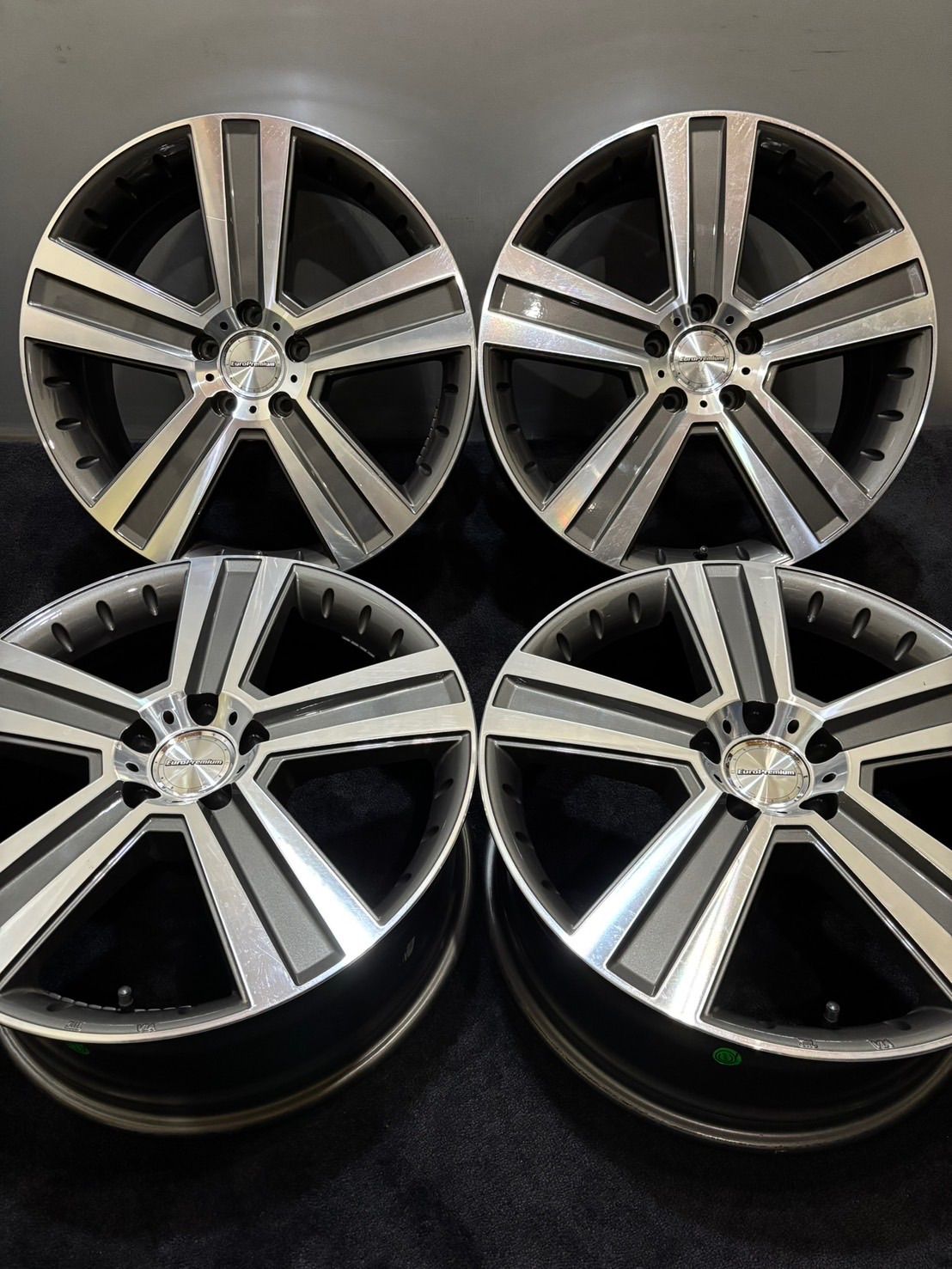 EuroPremium 19インチ 8J 43 20 112 5H アルミホイール 4本 ベンツ Eクラス 等 2-K245