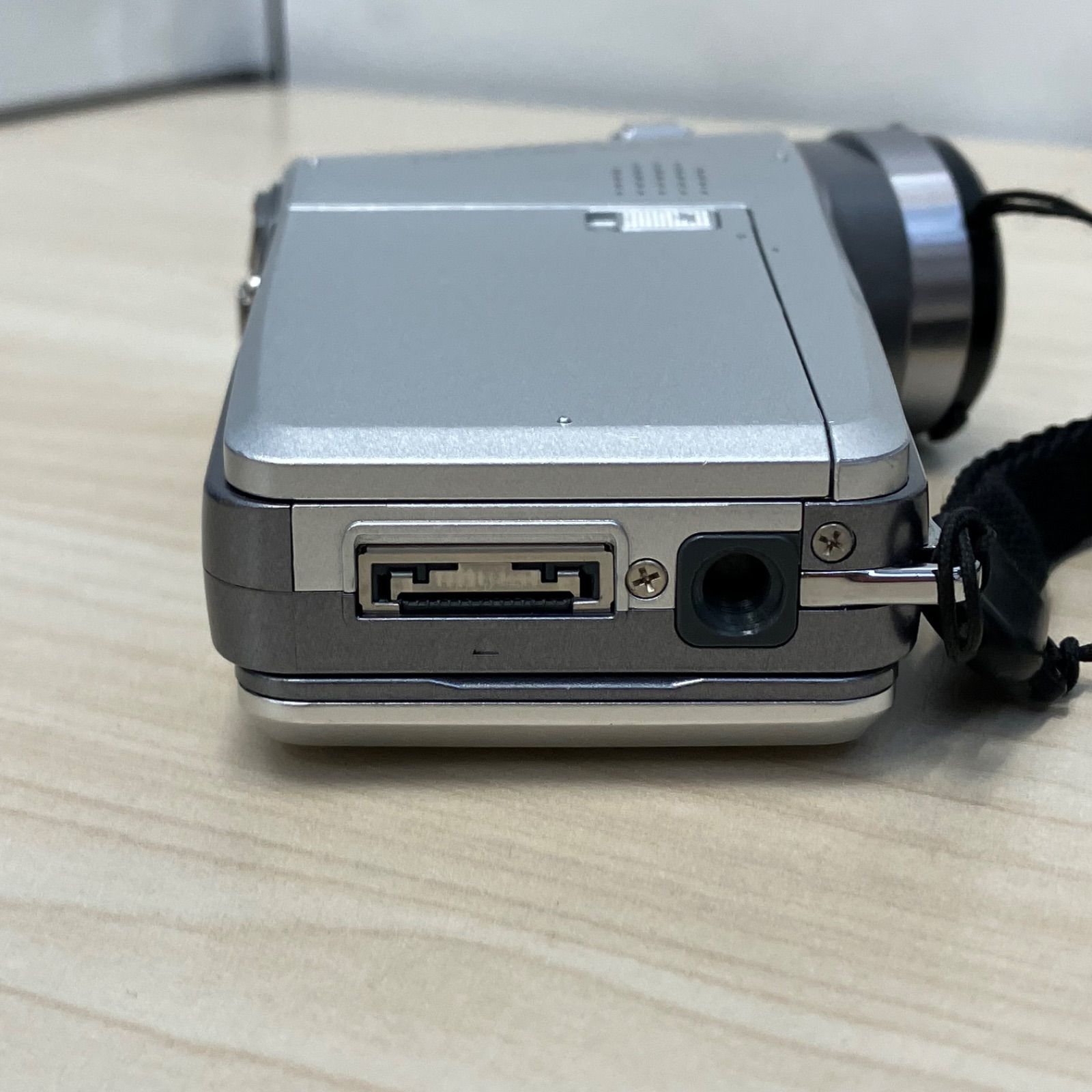 00089】 SANYO デジタルムービーカメラ Xacti DMX-HD1A - メルカリ