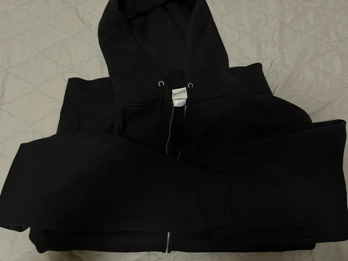 DAY6 デイシックス 日本 MD パーカー トーキョーコン