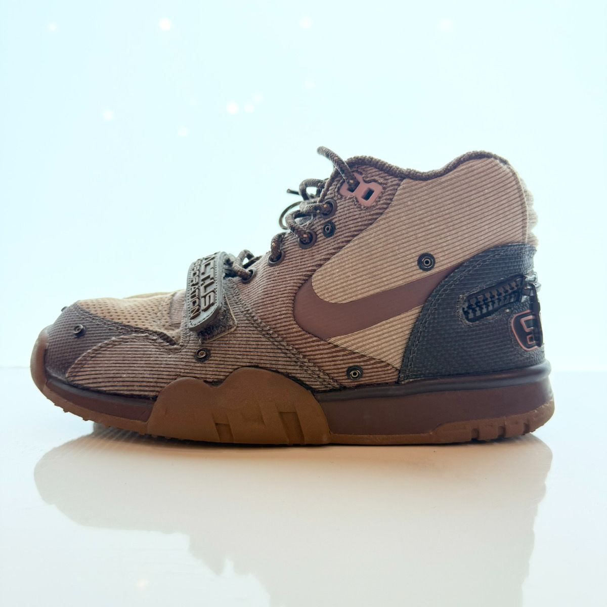 トラヴィススコット × ナイキ Travis Scott x NIKE AIR TRAINER 1 SP 
