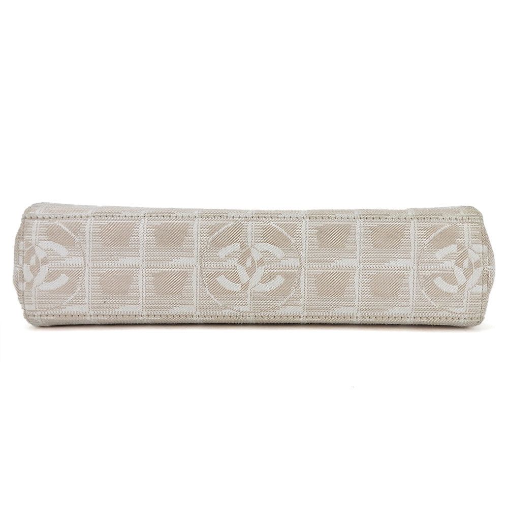 中古】 シャネル ショルダーバッグ ニュートラベルライン ナイロン