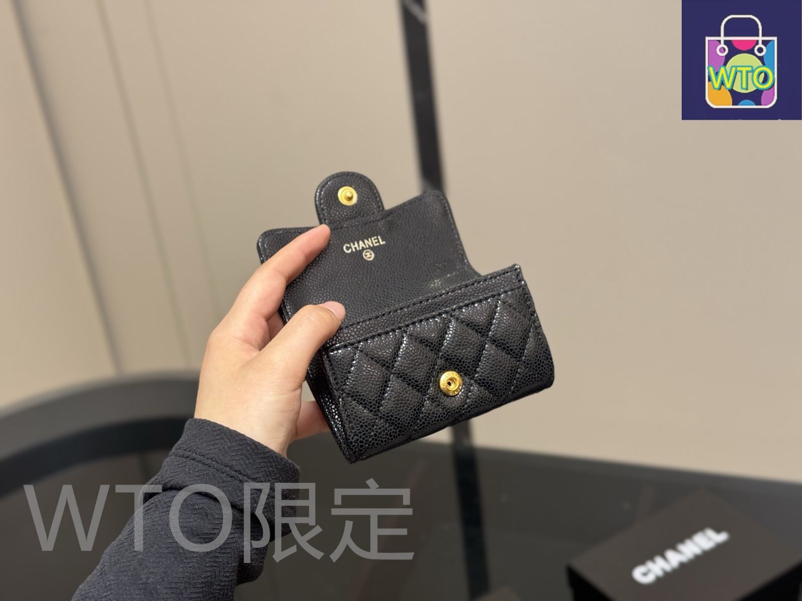 コインケース 表裏全頭層牛皮使用で収納力に優れる