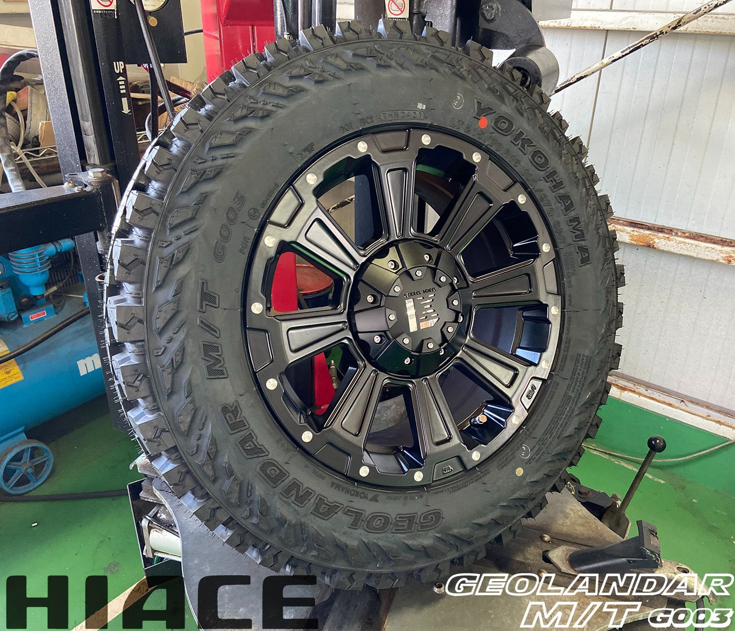 GEOLANDAR トヨタ ハイエース 200系 ヨコハマ ジオランダー M/T