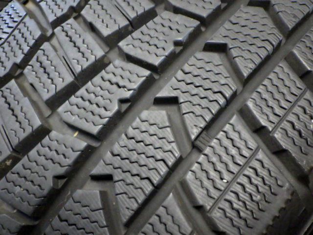 約8.5部山●DUNLOP WINTERMAXX