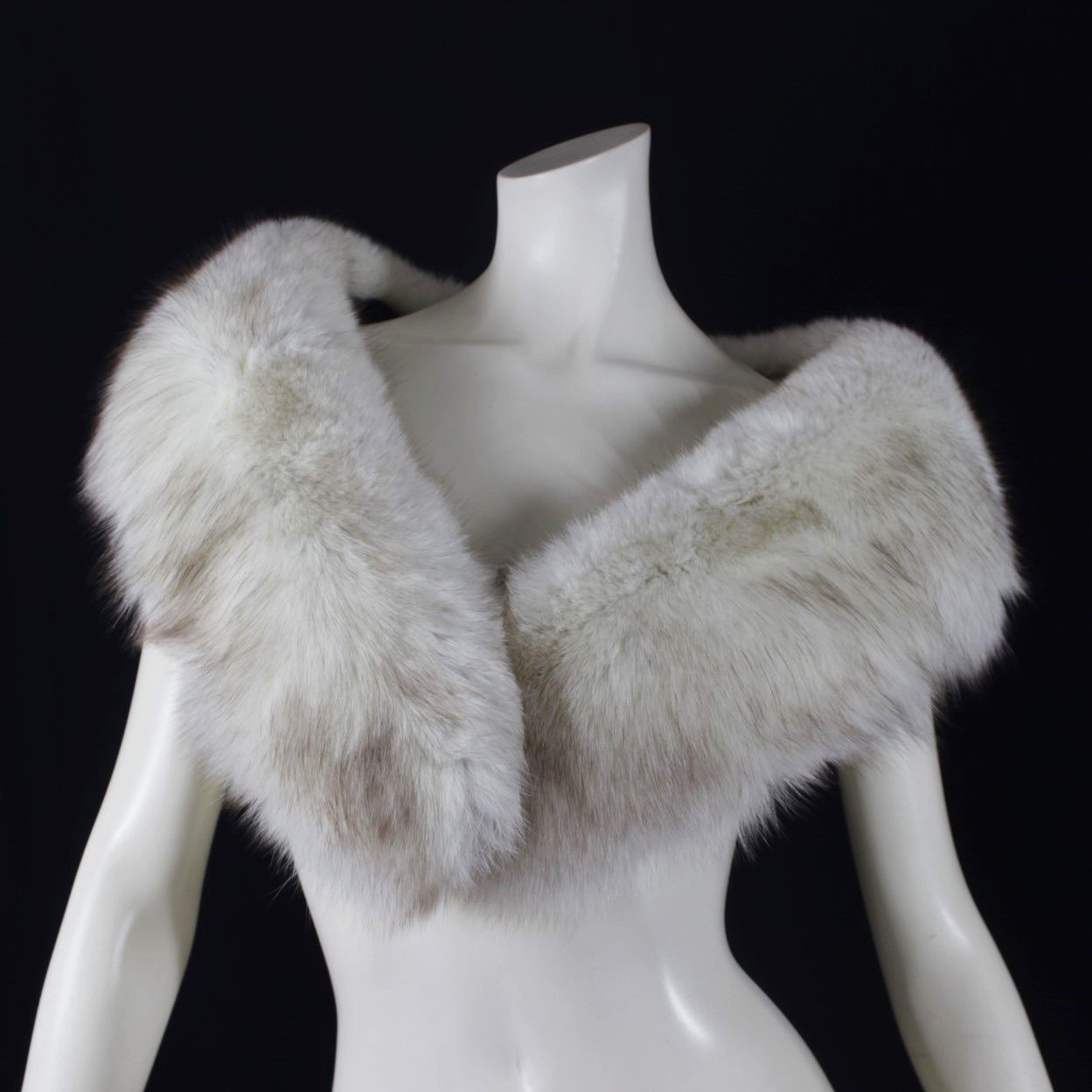 S 31【新品同様】サガ フォックス SAGA FOX ショール マフラー