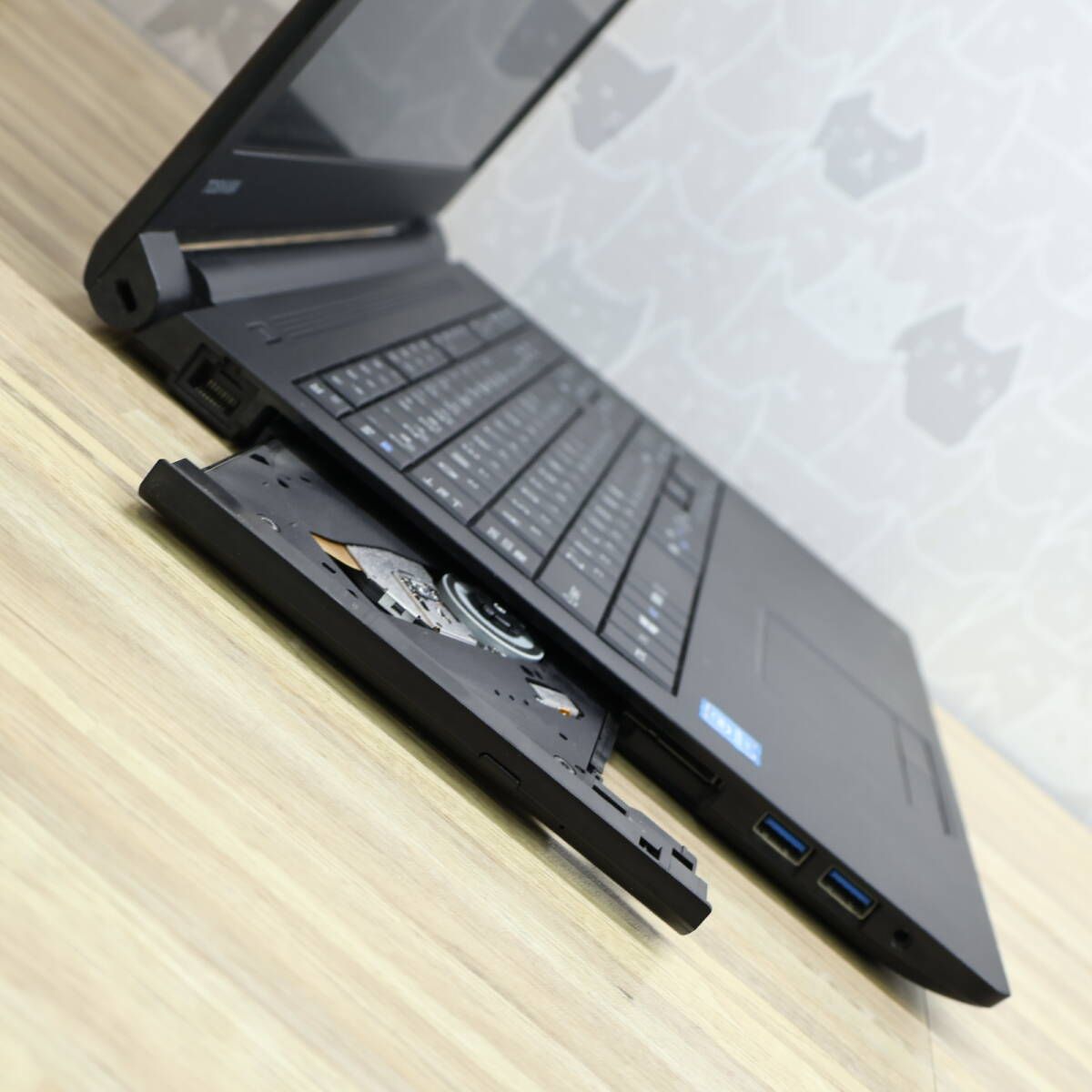 ☆超美品 SSD256GB メモリ8GB☆B65/M Celeron 3865U Win11 MS
