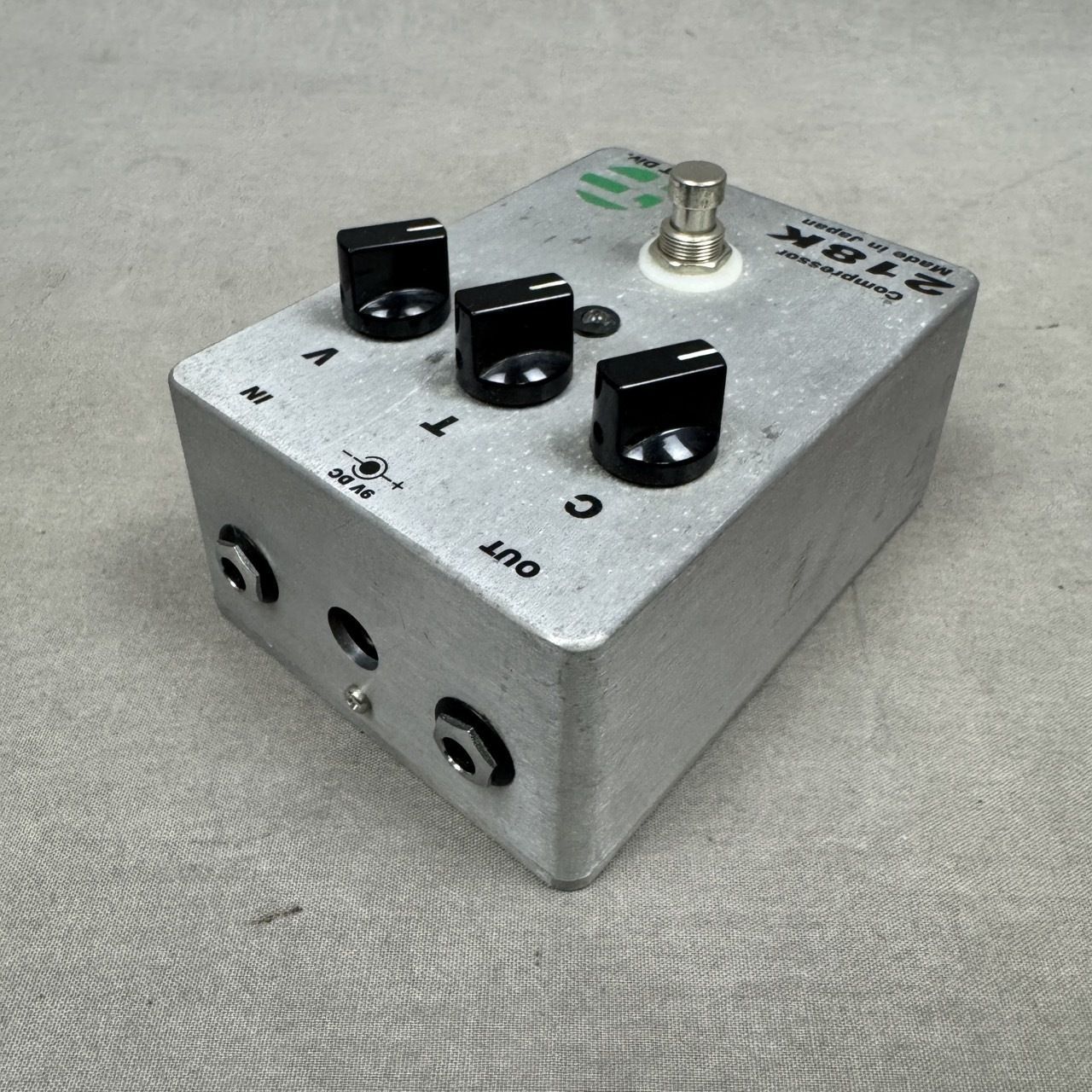 FAT Div. Compressor 218K コンプレッサー エフェクター