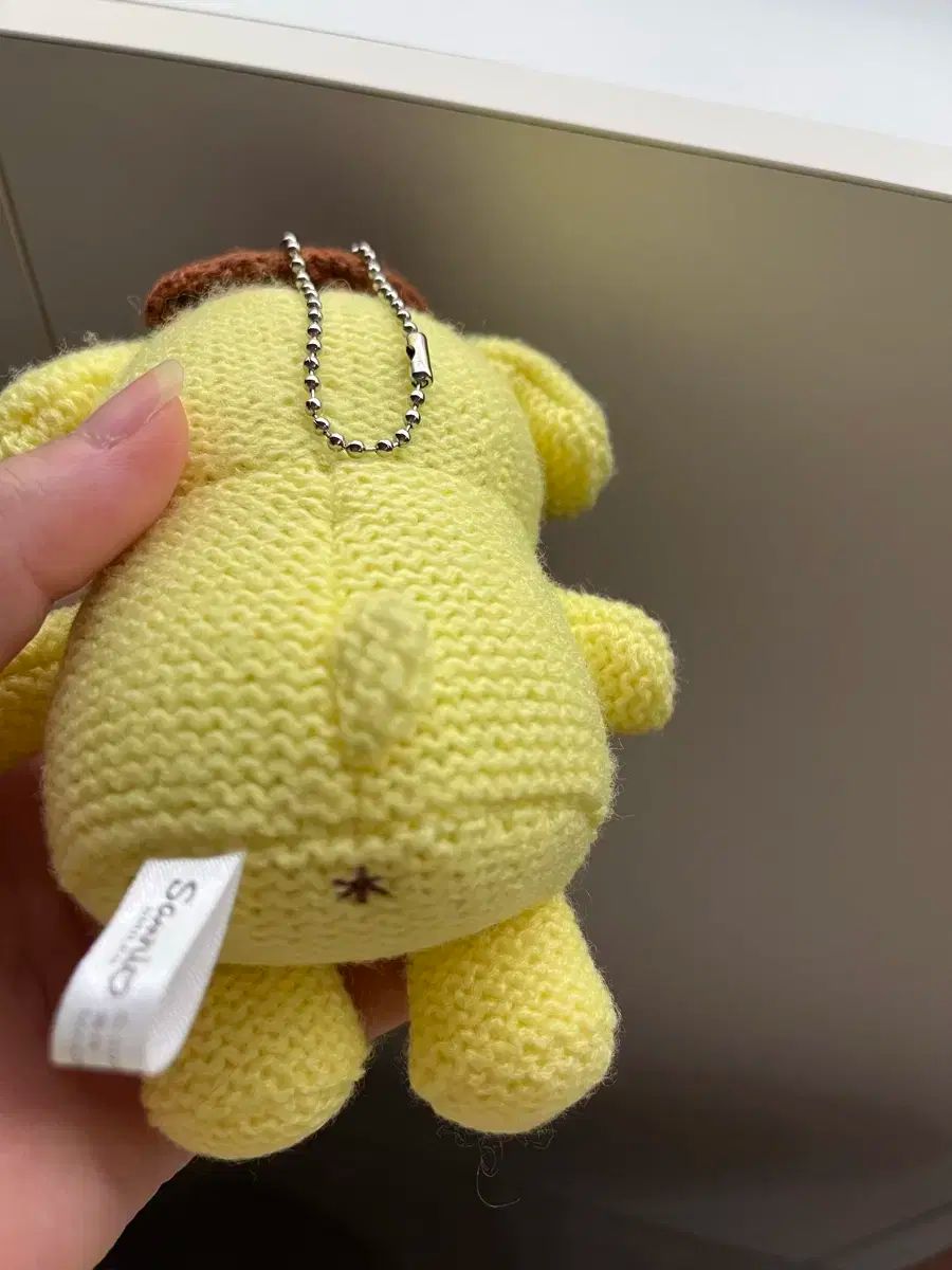 ポムポムプリン ニットセーター ぬいぐるみマスコットキーホルダー　新品タグ付き ポムポムプリン ニットセーター ぬいぐるみマスコット