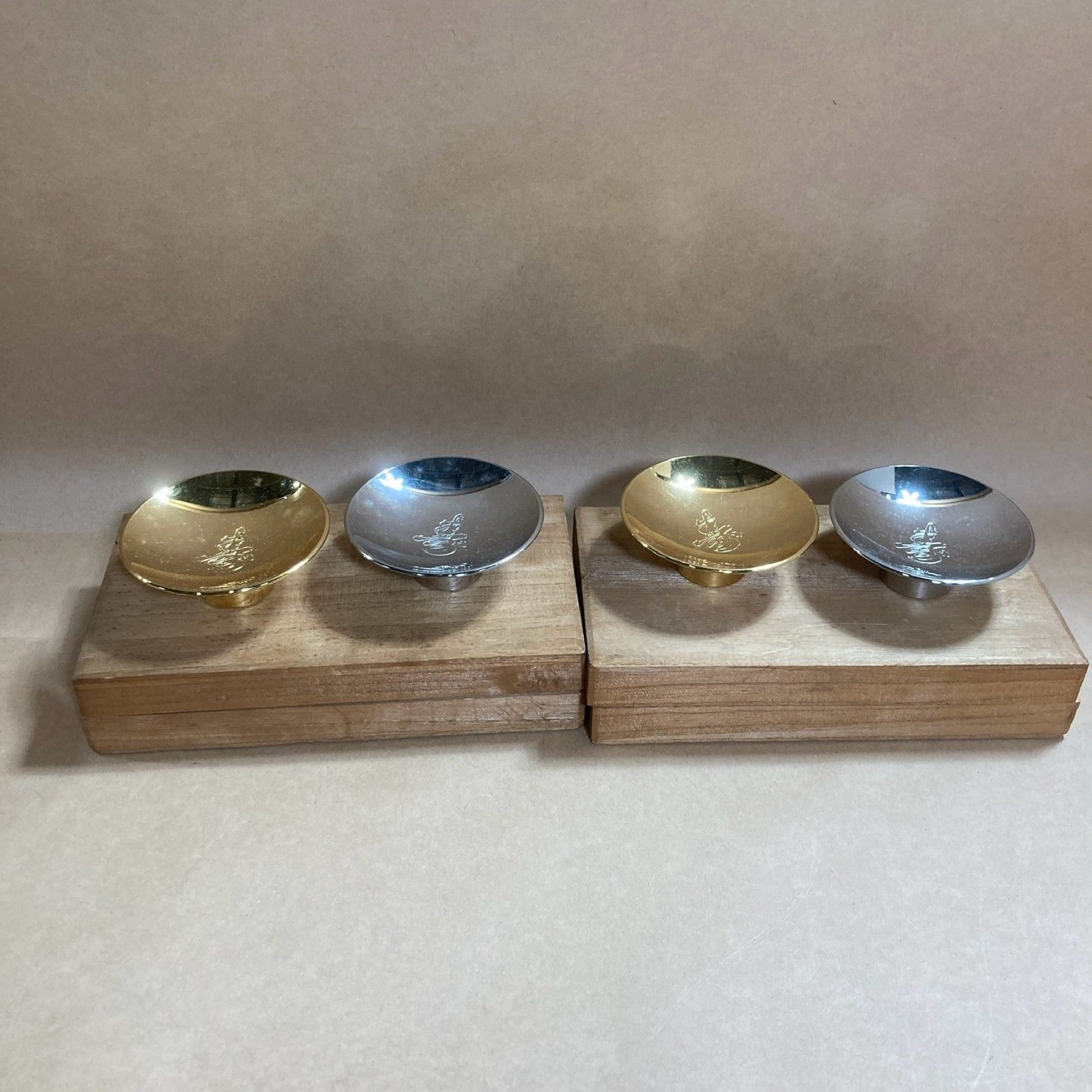 24K金メッキ 彫刻皿 セット 24K金メッキ装飾皿 3点セット - メルカリ