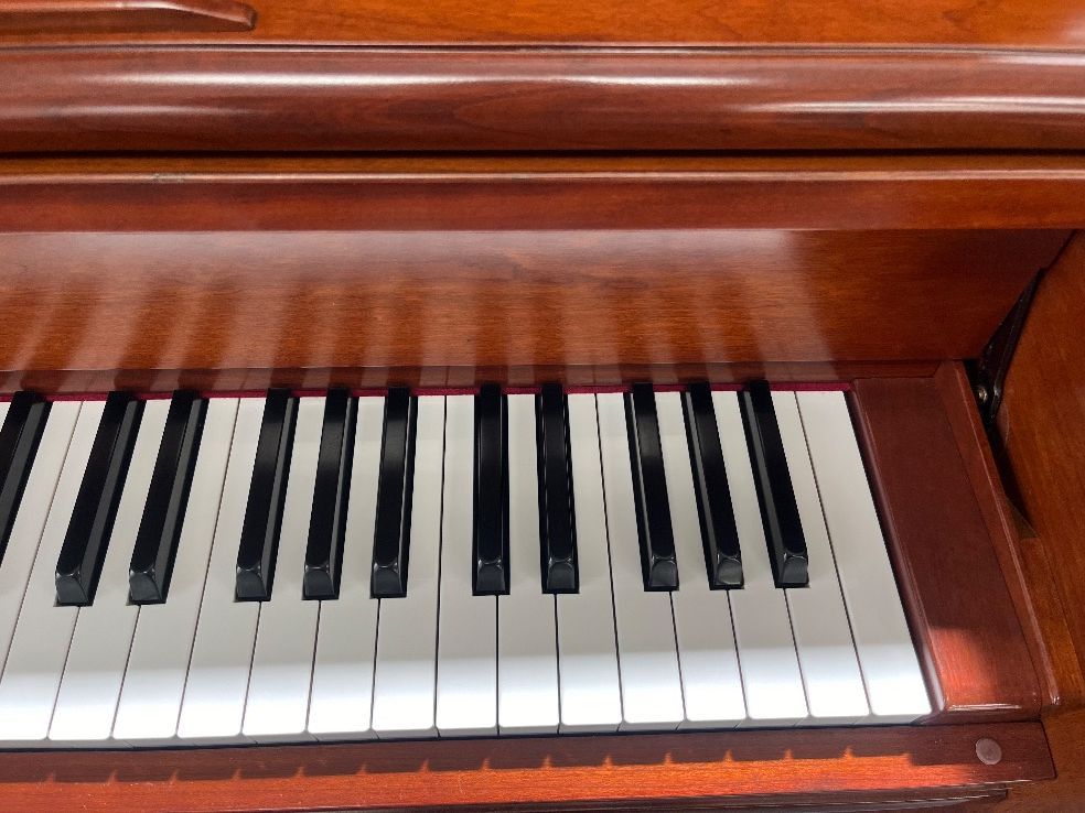 ★49152【アップライトピアノ】YAMAHA　T101C　送料・調律代込み ☆49152【アップライトピアノ】YAMAHA T101C 送料・調律代込み