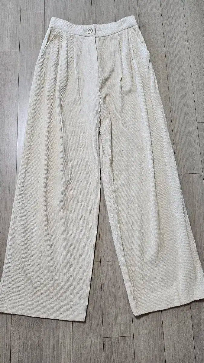 MINE コーデュロイ ツータック ワイド パンツ 61