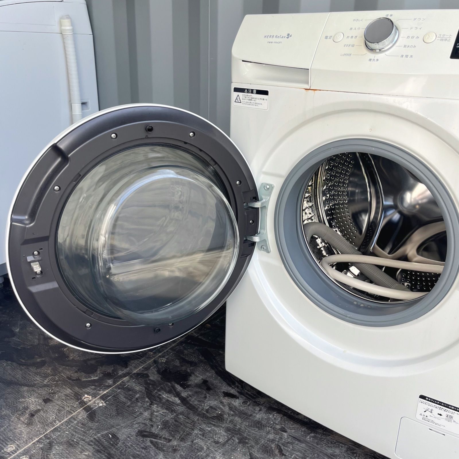 99取付無料！完動品！ヤマダ電機おしゃれインテリアコンパクトドラム式洗濯機！ 99取付無料！完動品！ヤマダ電機おしゃれインテリアコンパクトドラム式