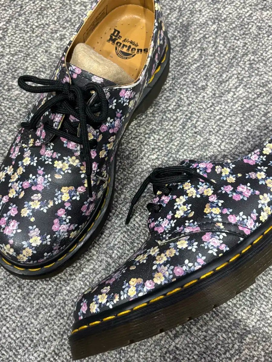 ウォーカーブーツ