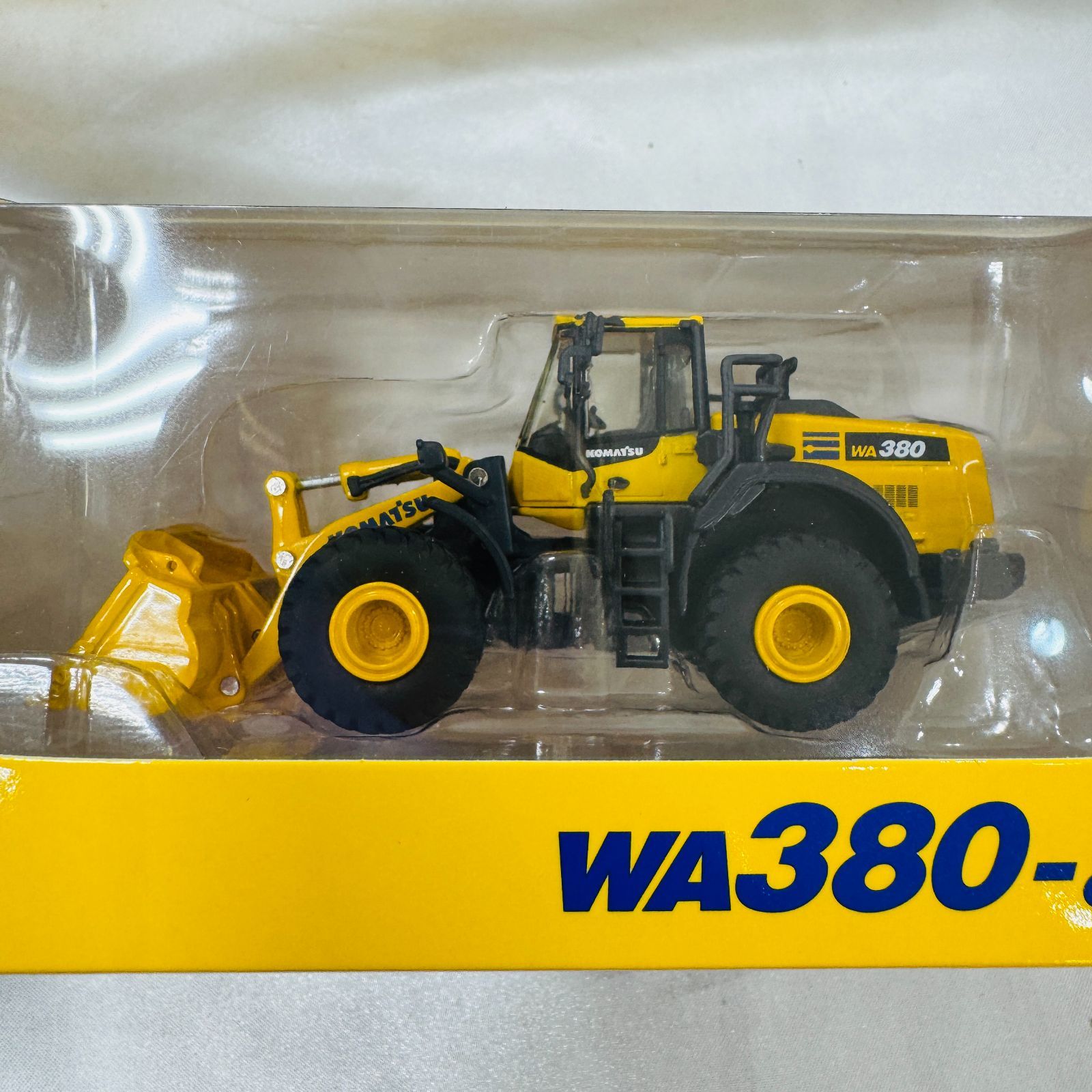 A【非売品】KOMATSU コマツ 株主優待 ミニカー ミニチュアカー