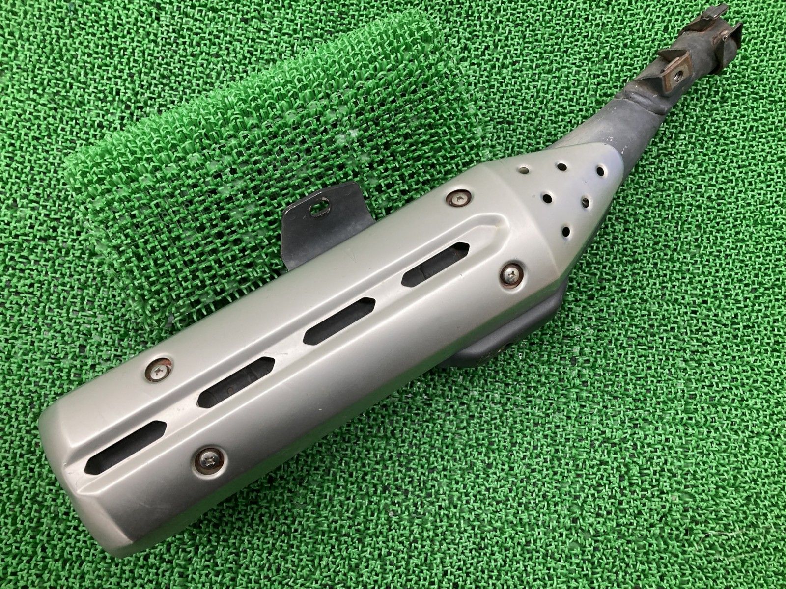 トリッカー サイレンサーマフラー 5XT8 ヤマハ 純正 バイク 部品 DG16J