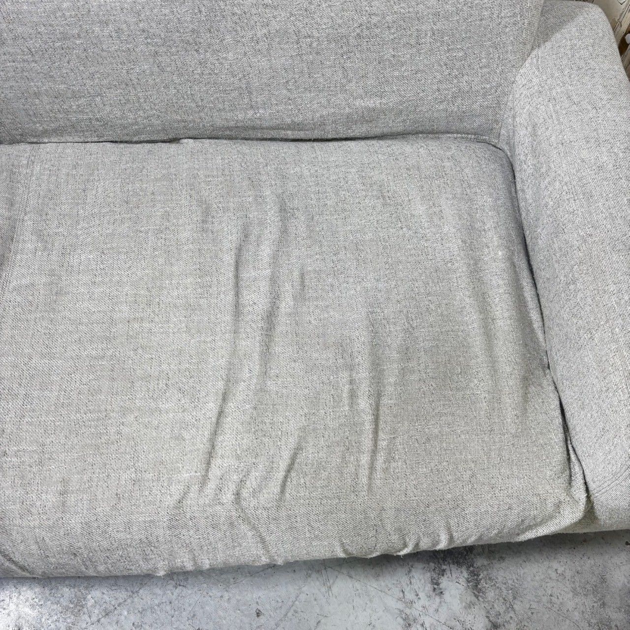 unico ウニコ LOWEY 2人掛けソファ ファブリック L033 unico ウニコ LOWEY 2人掛けソファ ファブリック unico ウニコ LOWEY 2