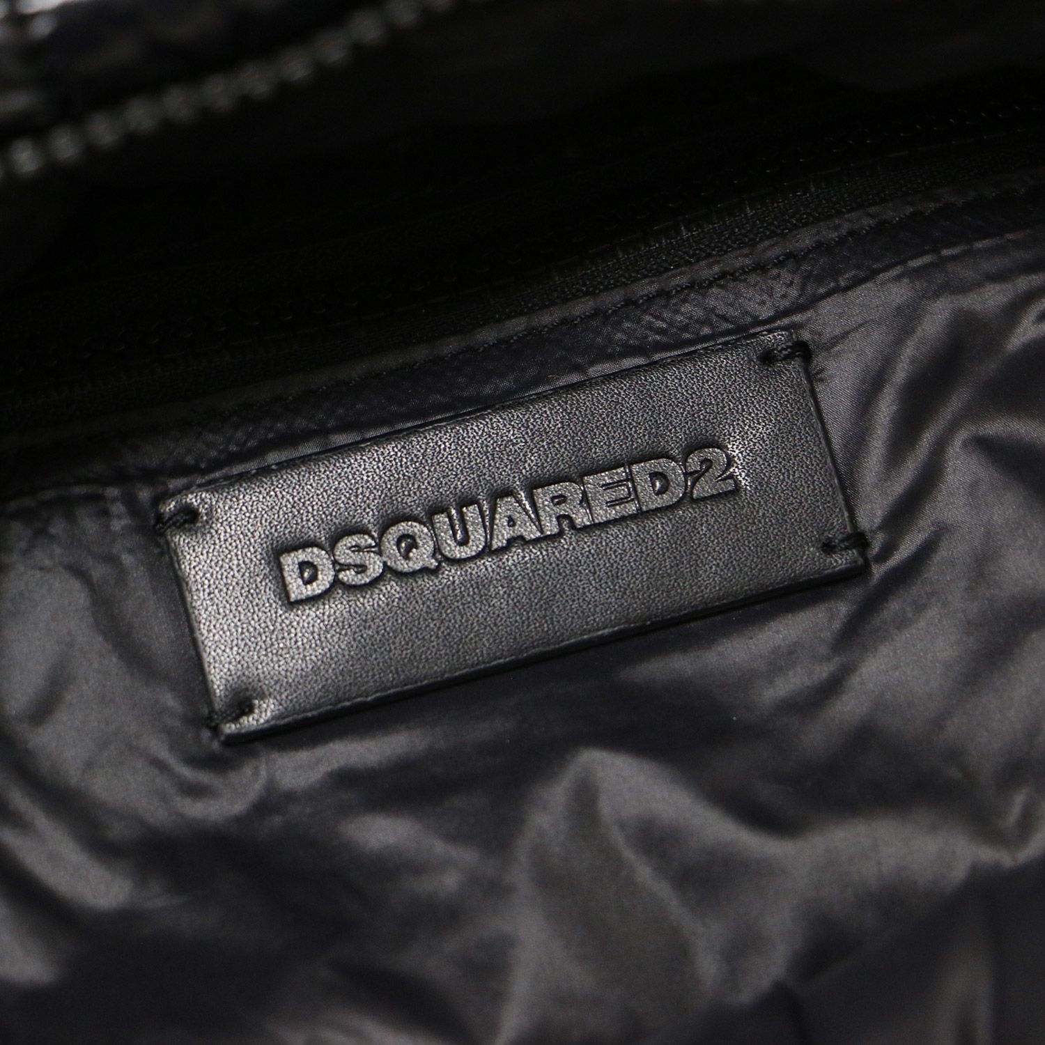 美品 DSQUARED2 ディースクエアード ブランドロゴ キルティング 