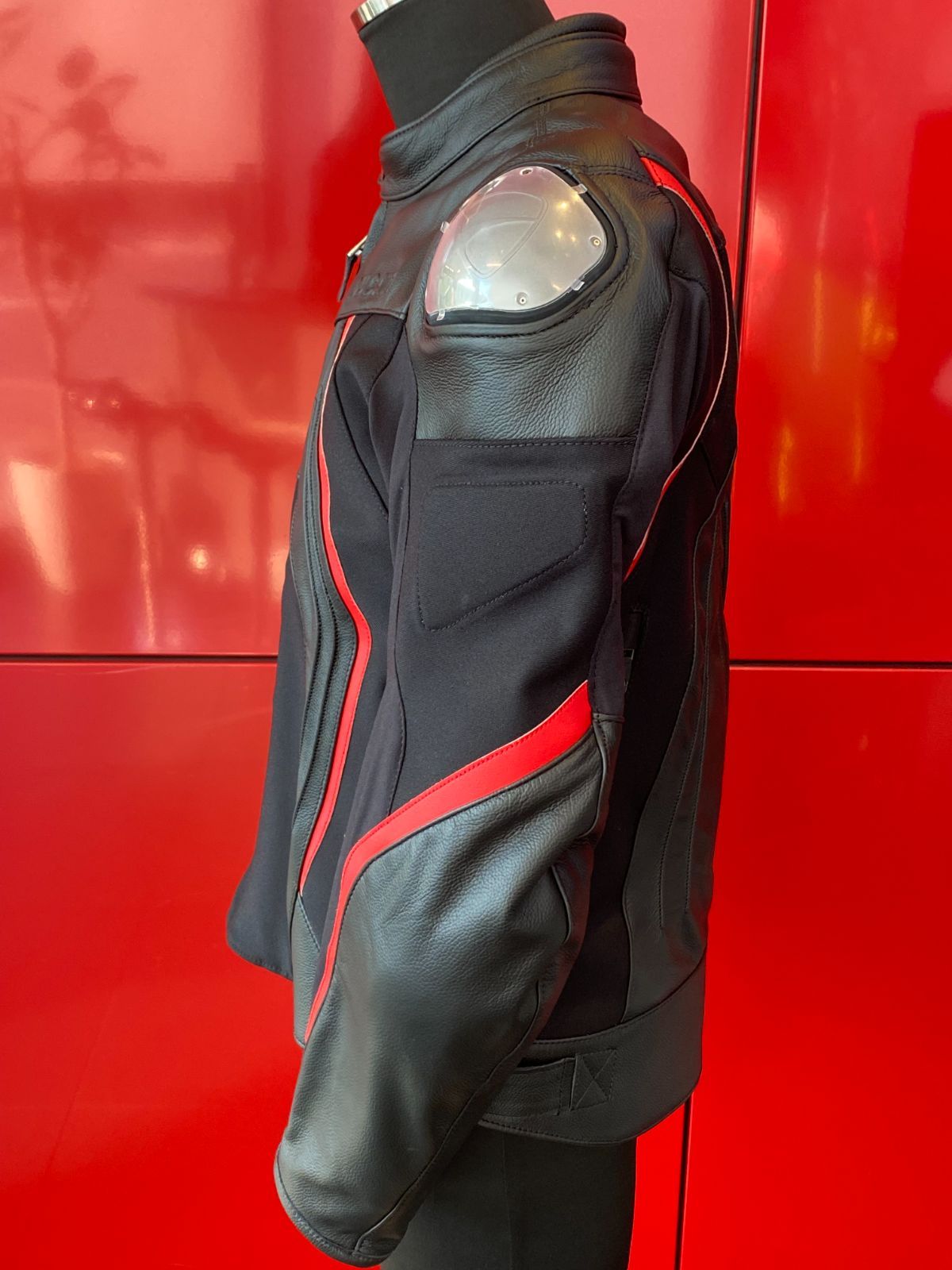 未使用 Ducati Fighter C1 レザージャケット 48 Dainese ダイネーゼ 