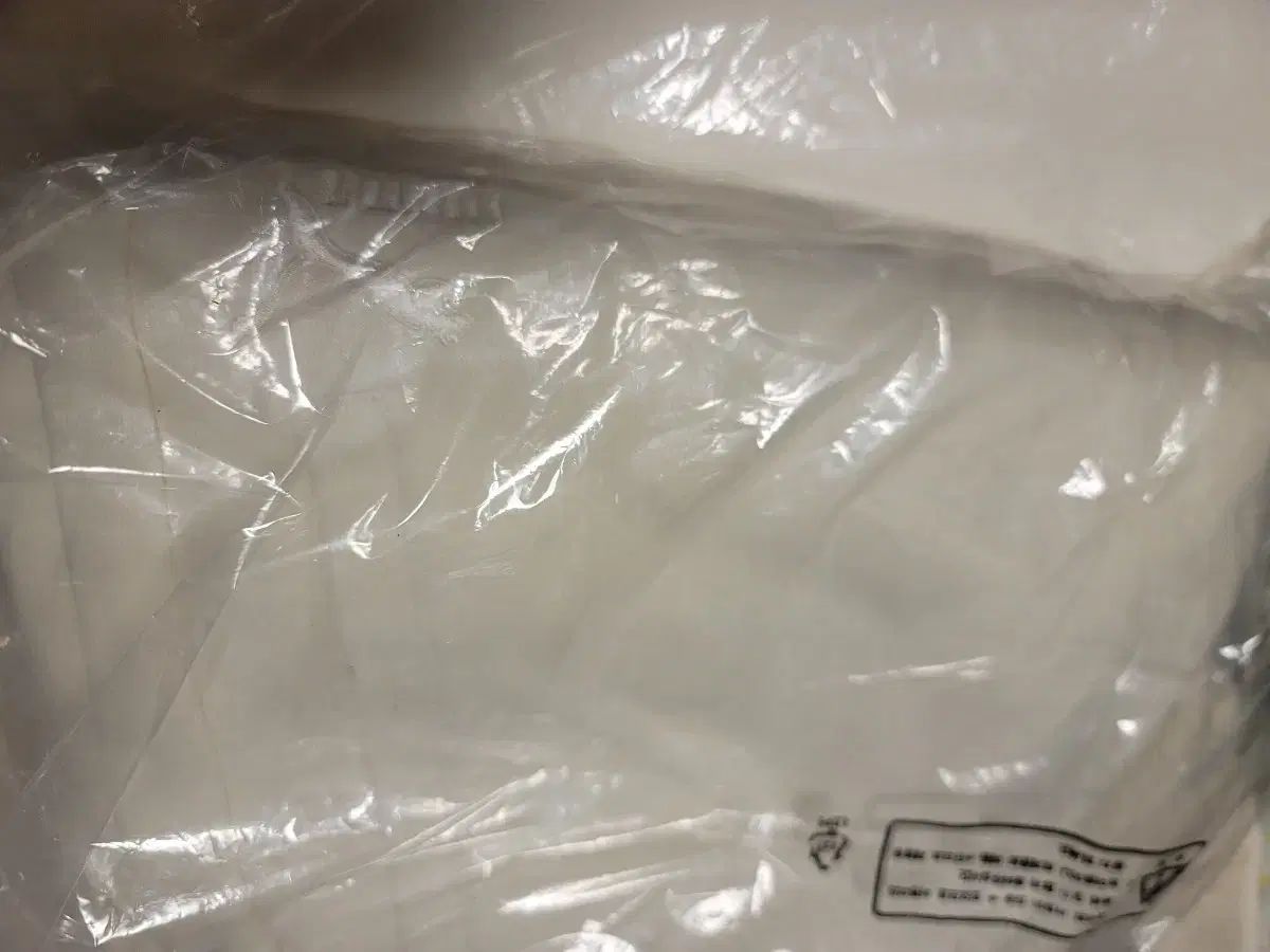 プーマ アイボリー スウェットセットアップ