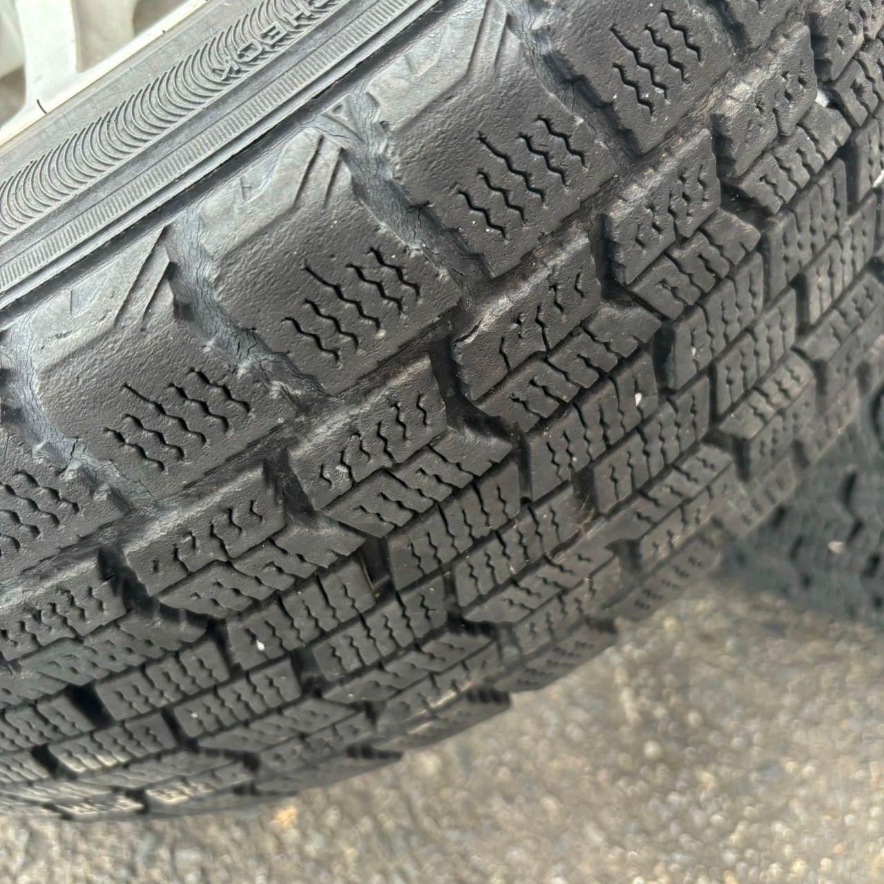 h63750 SCHNEIDER シュナイダー スタッドレスタイヤ 175/65R14 - メルカリ
