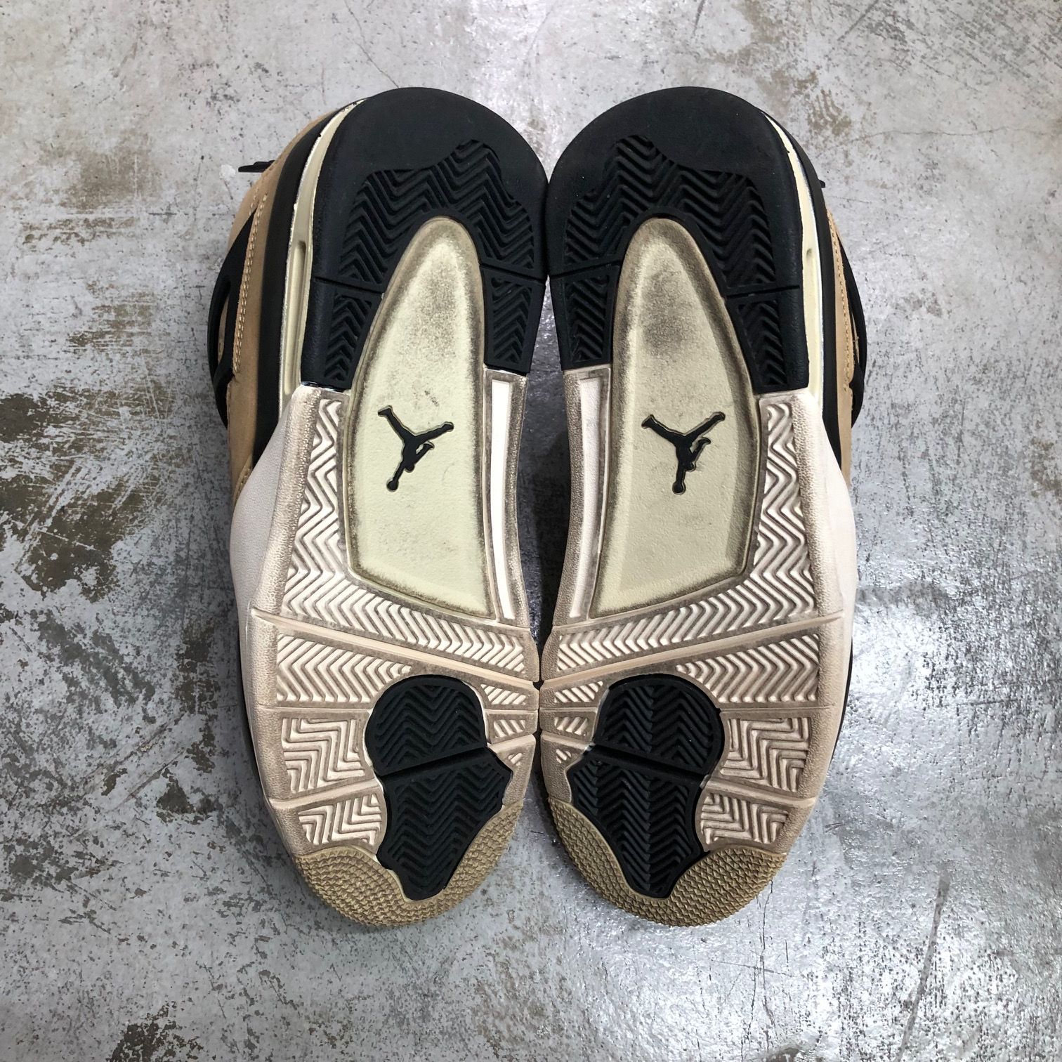 NIKE AIR JORDAN4 ナイキ エアジョーダン4 マッシュルーム Nike AIR