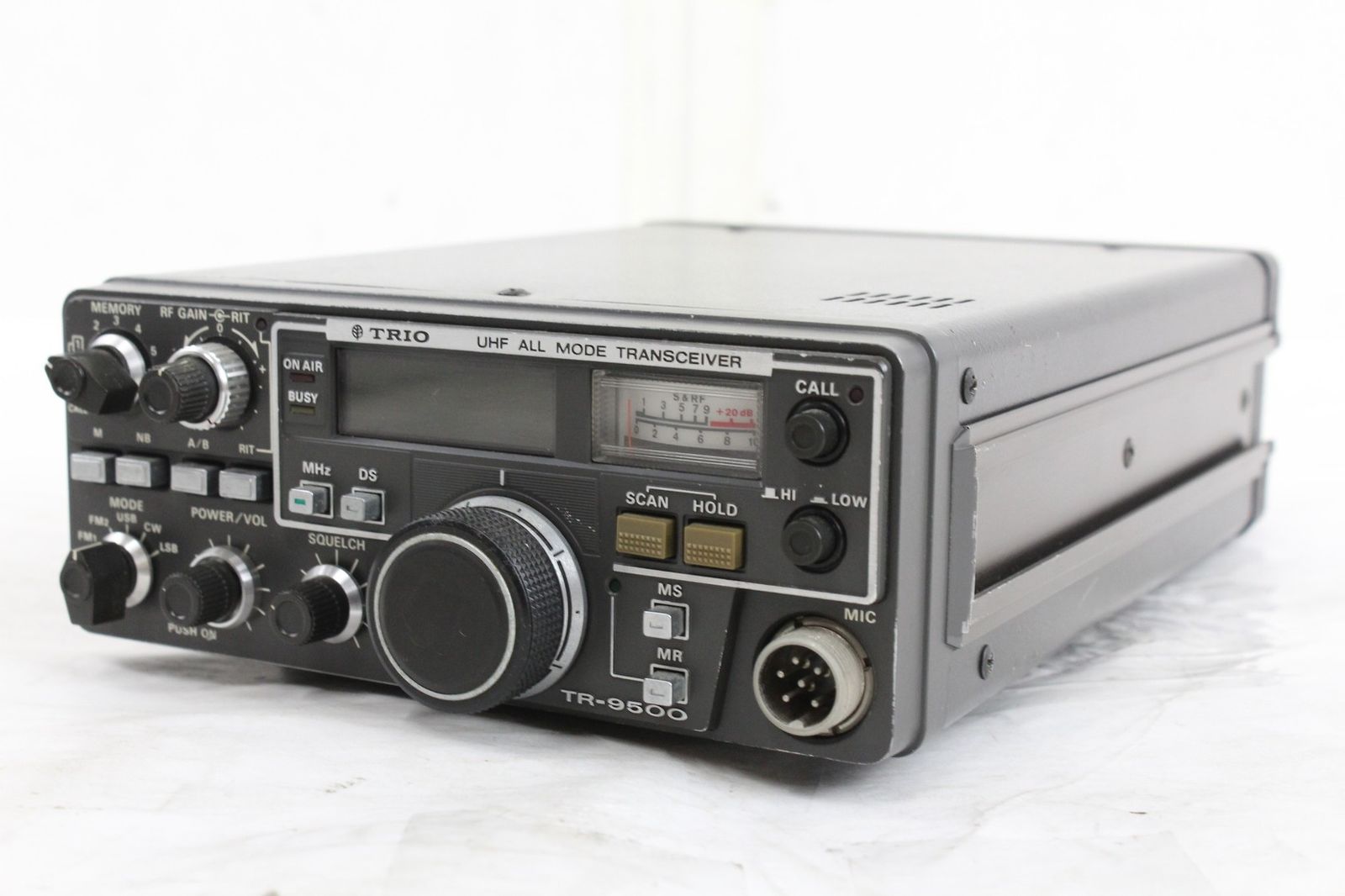 TRIO トリオ 430Mhzオールモード機 TR-9500　トランシーバー TRIO トリオ 430Mhzオールモード機 TR-9500 トランシーバー