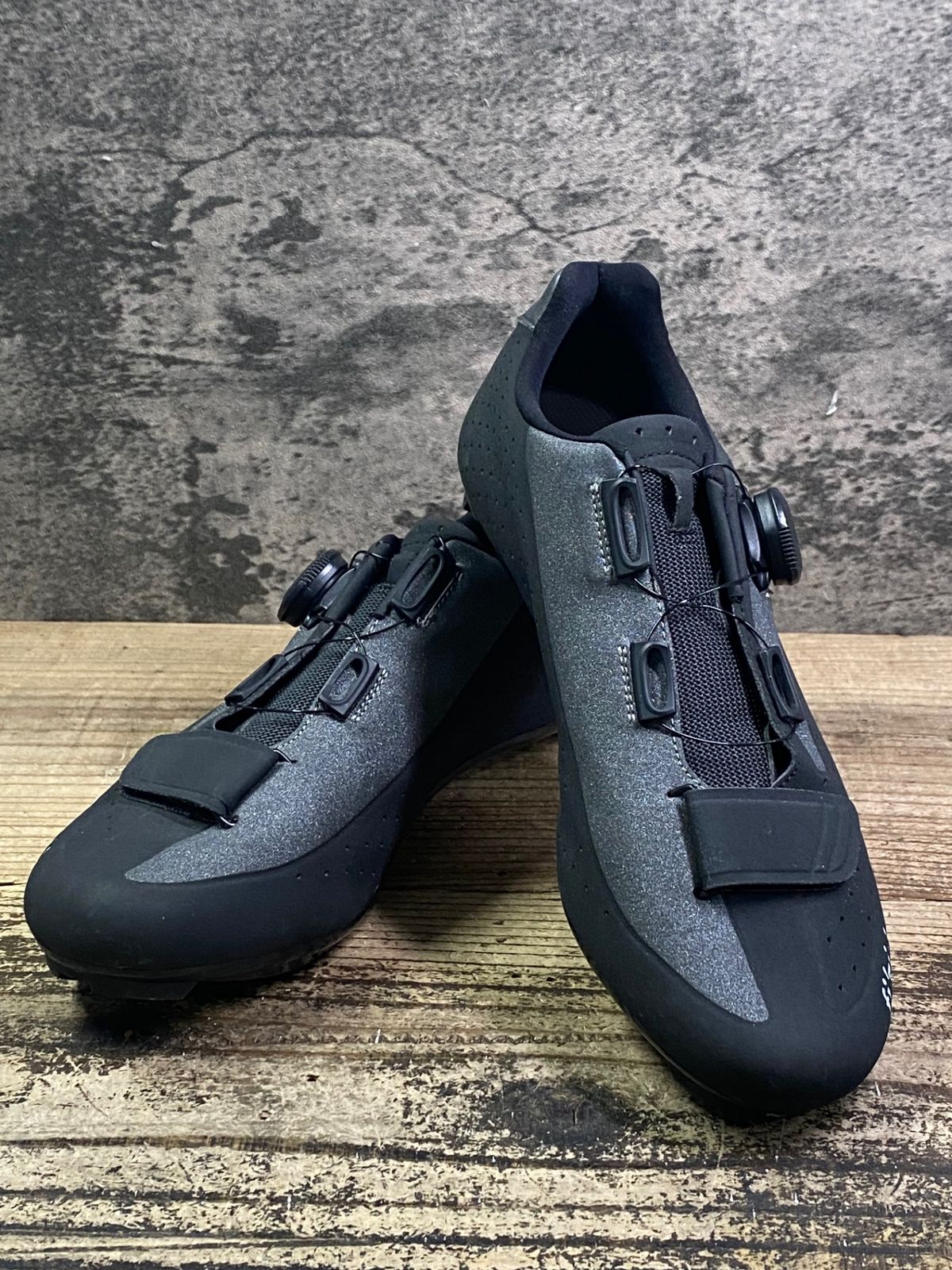 JL054 フィジーク Fizik R5 BOA MAN ビンディングシューズ SPD-SL 黒 EU40