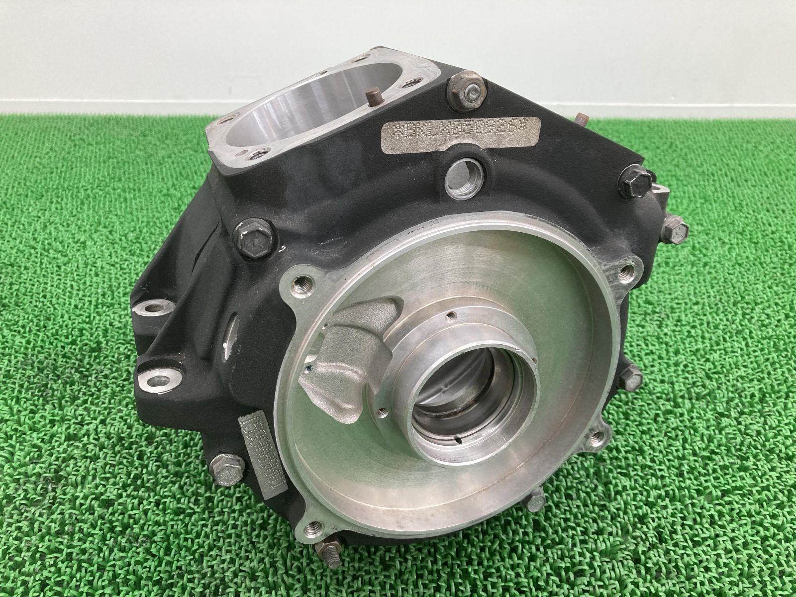 FXDL1340 クランクケース 24563-95 ハーレー 純正 中古 バイク 部品