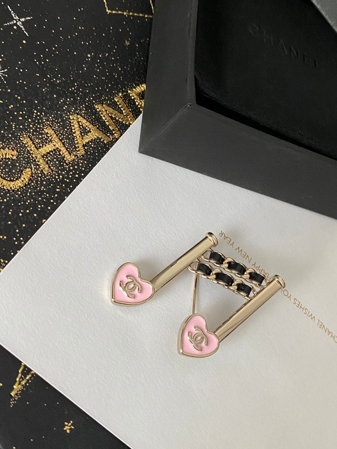 CHANEL