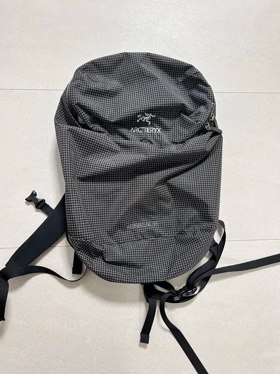 ARC TERYX アークテリクス 隠す 15L